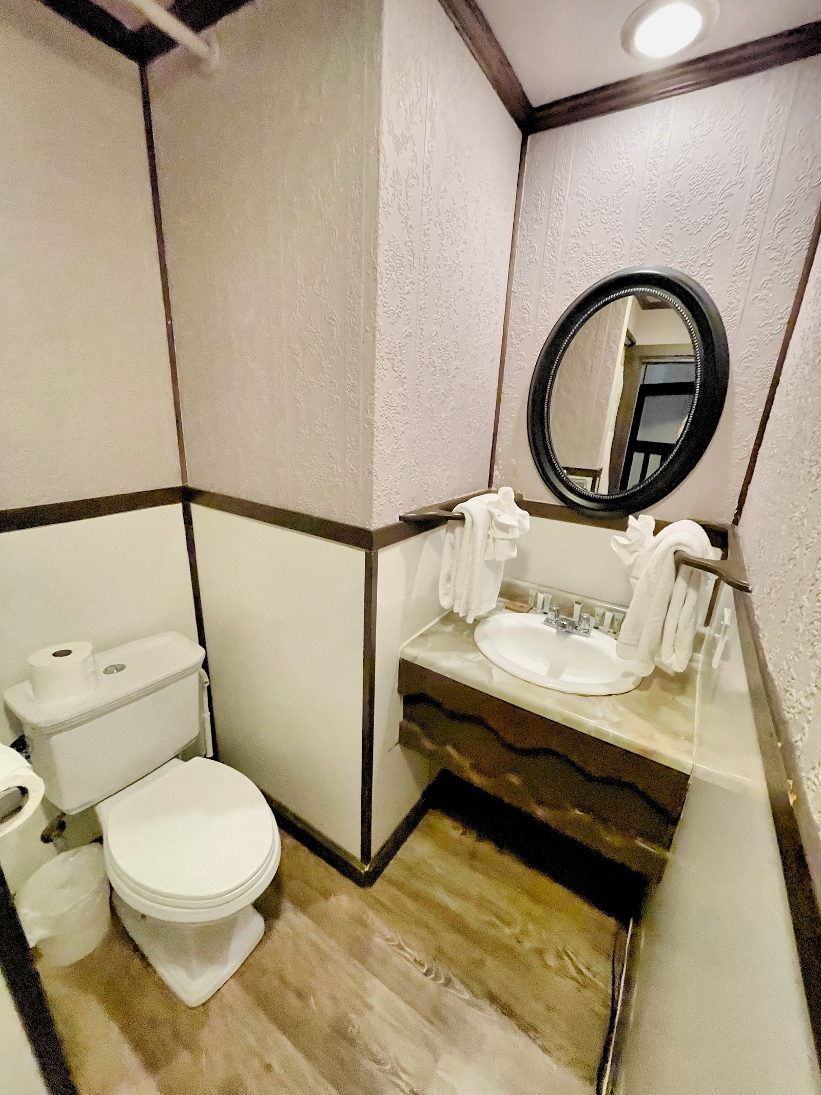 The Alaskan Hotel & Bar