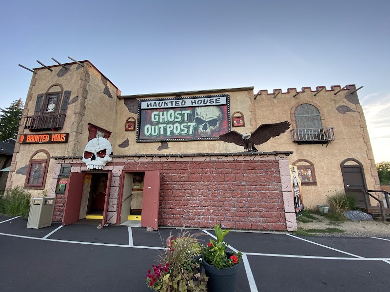 Ghost Outpost Haunted House - Wisconsin ...