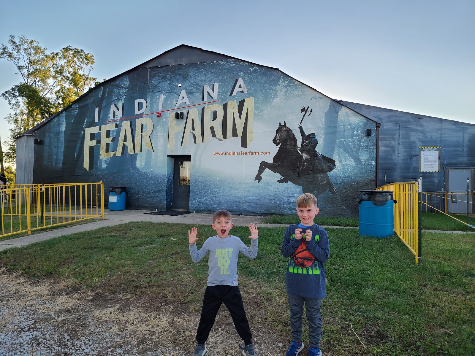 Haunted House in Jamestown Indiana Indiana Fear Farm