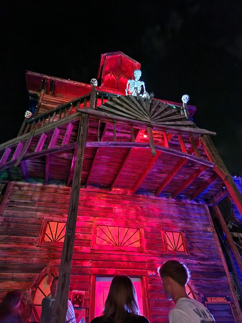 Rotten Manor Haunted Attraction includes The ...