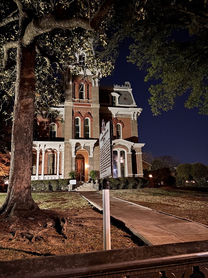 Haunts and Halloween Happenings in Memphis
