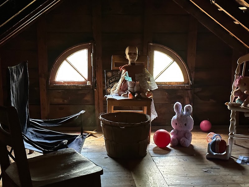HAUNTED HOUSE OPEN - MVF