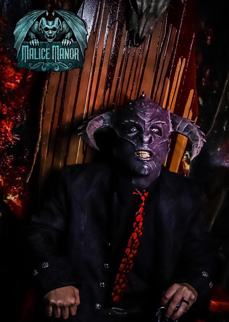 Malice Manor Haunted Attraction Review