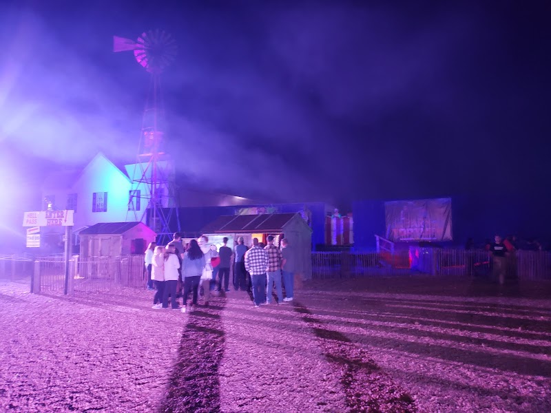 301 Devil's Playground Haunted Attractions - Galena, ...