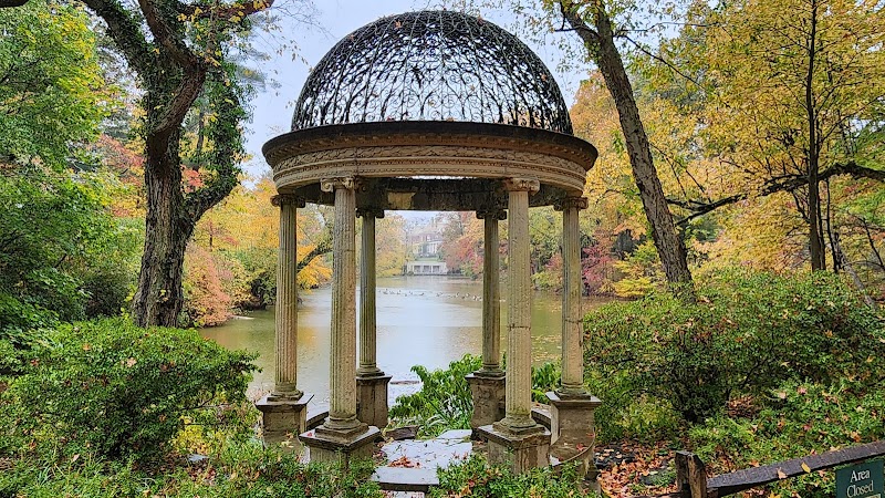 Westbury NY Halloween Attractions