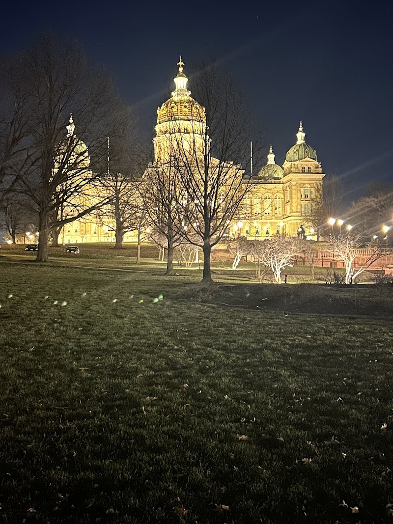 Catch a Haunted House in Des Moines