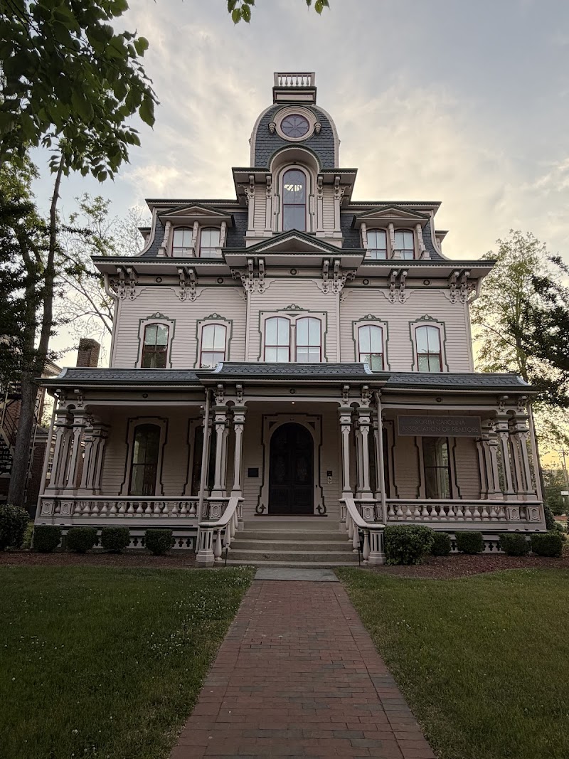 Raleigh Ghosts: Ghost Tours