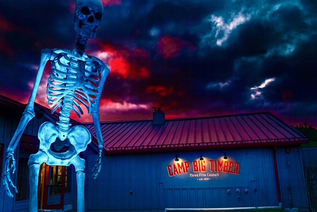 Chambers of Darkness Haunted House and Hayride