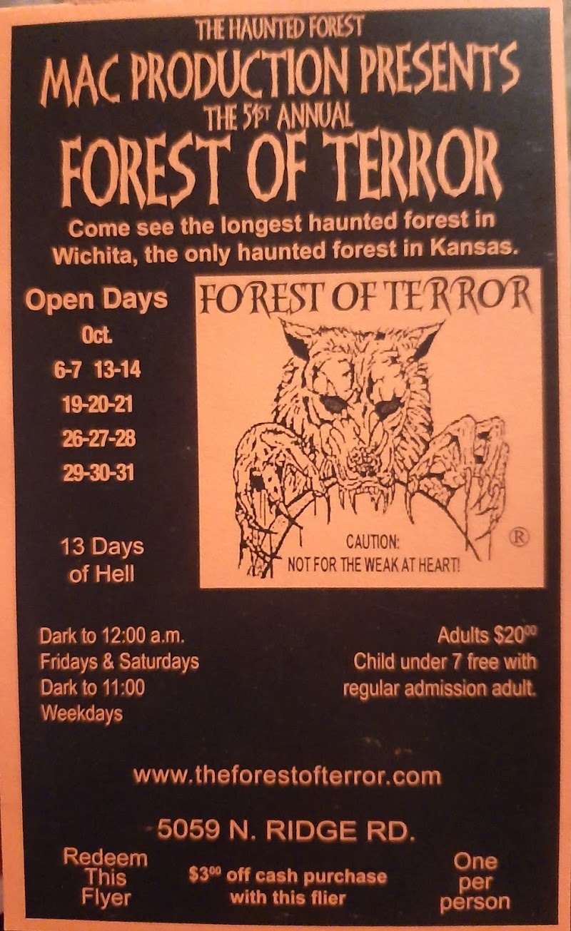 labyrinth of terror - Haunted Houses