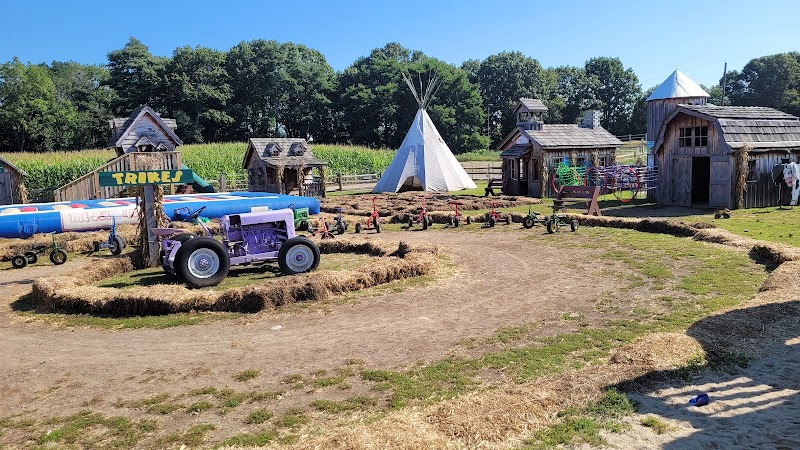 Ravenwood Haunted Farm"
