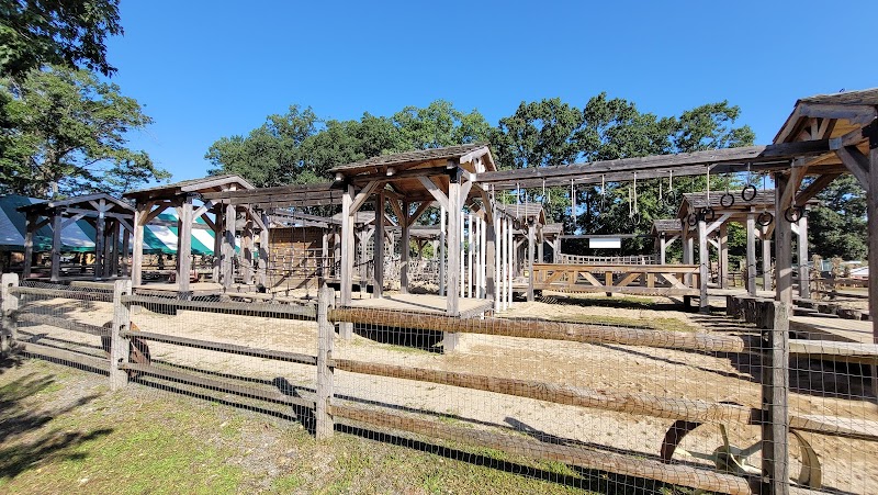 Ravenwood Haunted Farm"