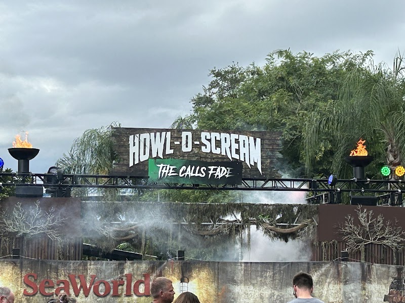 Howl O Scream FL