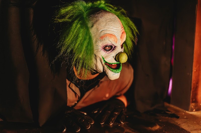 Barnum Circus of Freaks