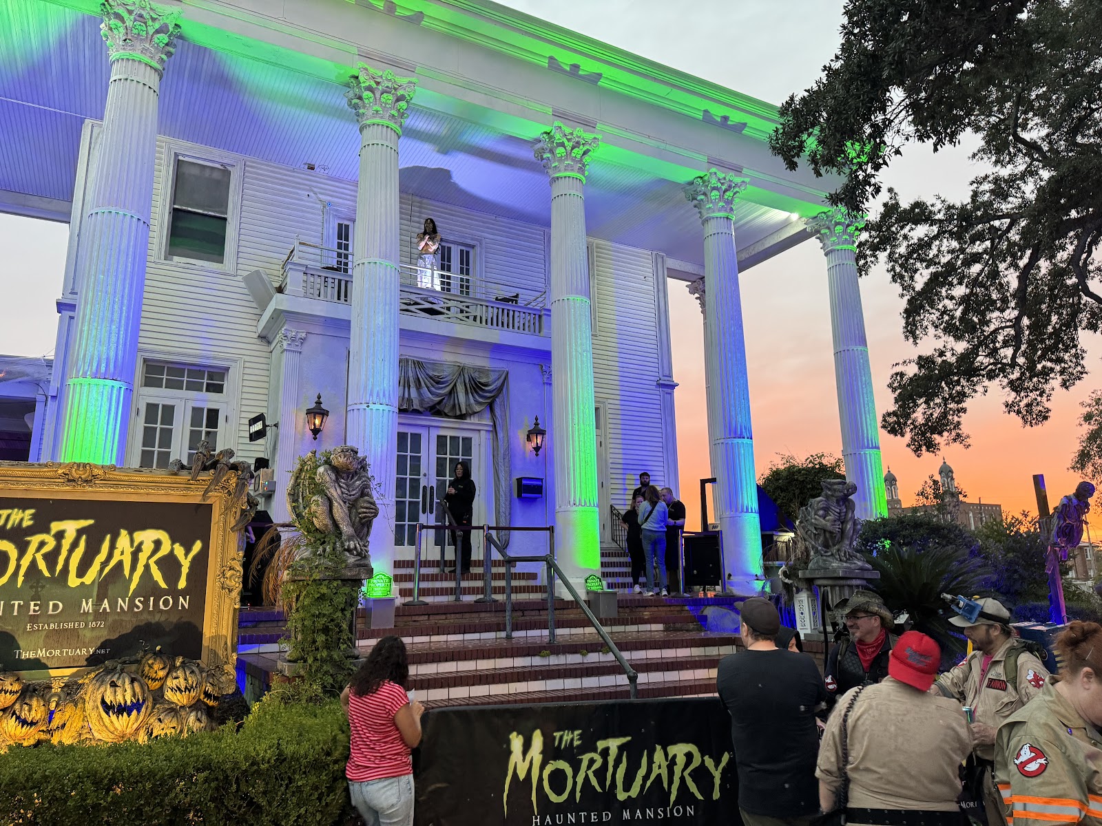 The Mortuary Haunted Mansion - #1 New Orleans Haunted ...