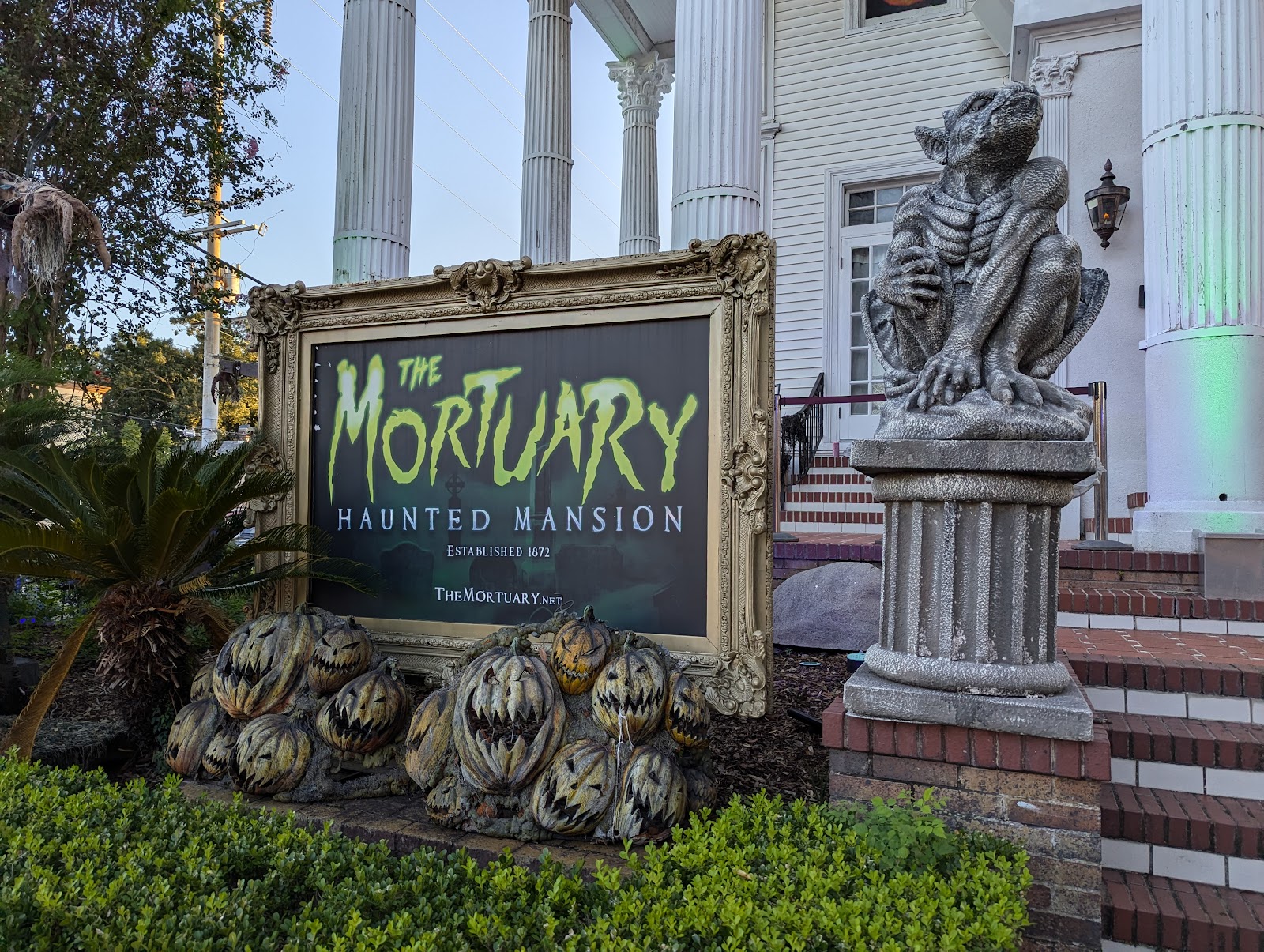 The Mortuary Haunted Mansion - #1 New Orleans Haunted ...