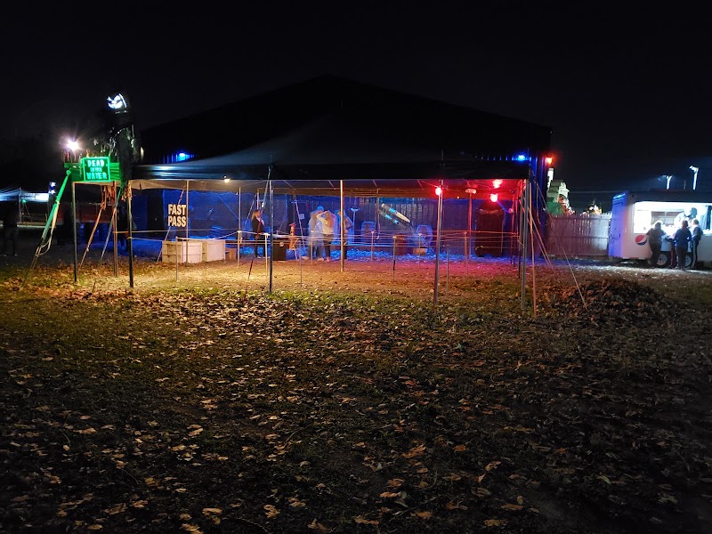 Ghostly Manor Thrill Center - Lake EERIE Fearfest