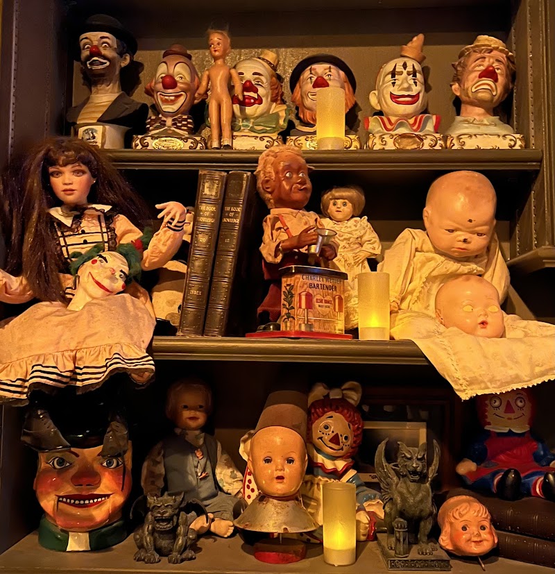 Zak Bagans ' The Haunted Museum Offers a Spooky ...