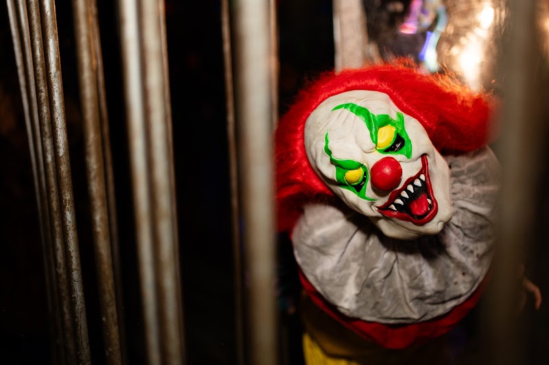 Strangling Brothers Haunted Circus