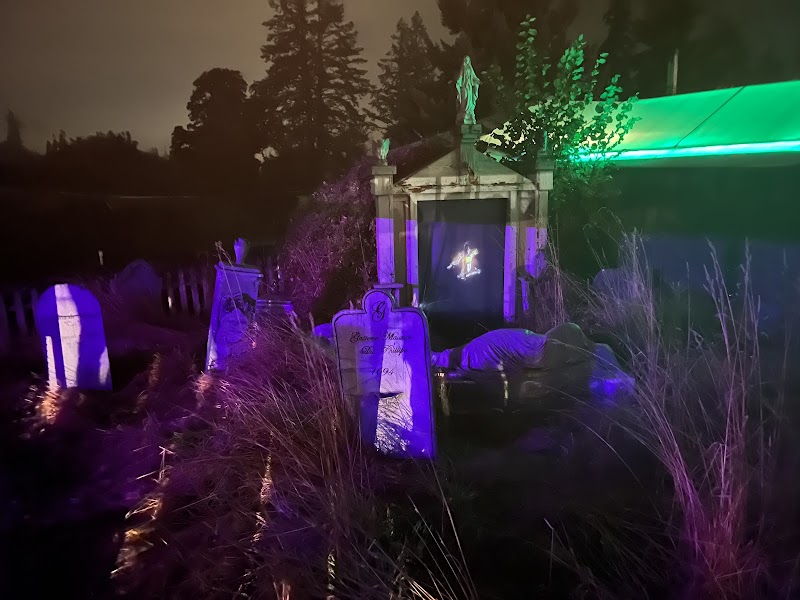 Milburns Haunted Manor