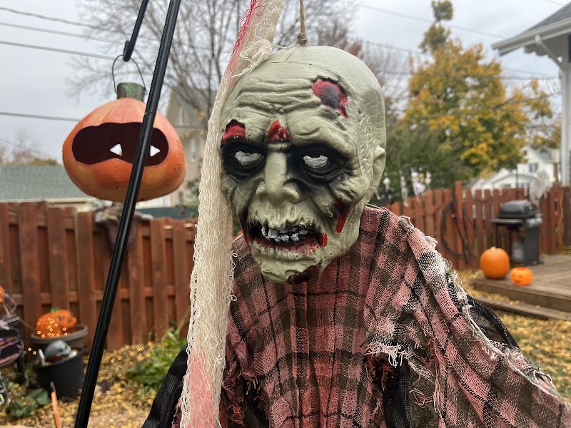 10and15 Haunted Garage
