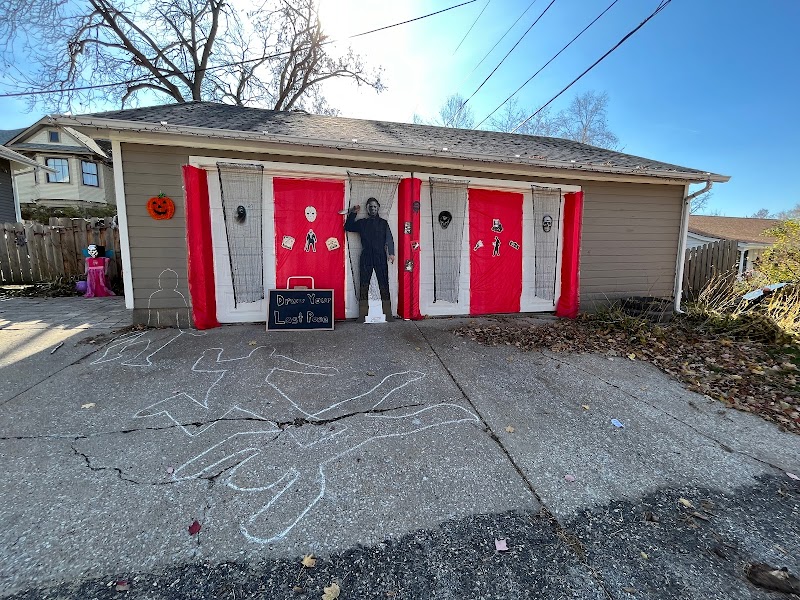 10and15 Haunted Garage