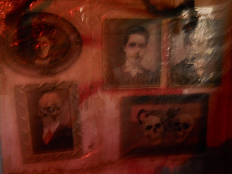Spooky Lane Haunted Farm"