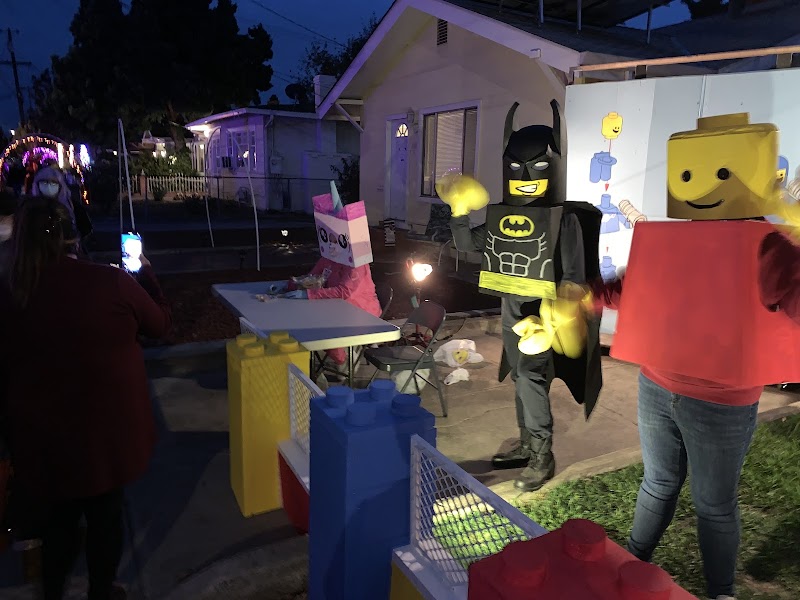 Albertson Halloween House