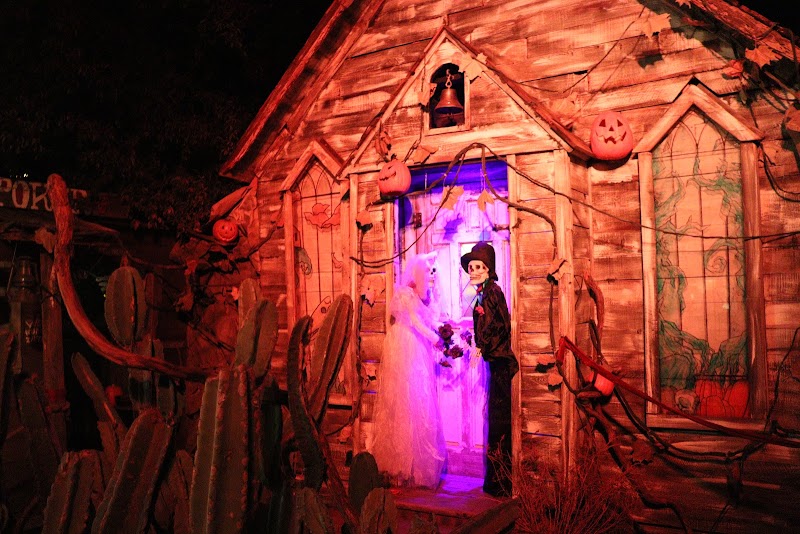 Fright Nights" - Haunted Houses in California